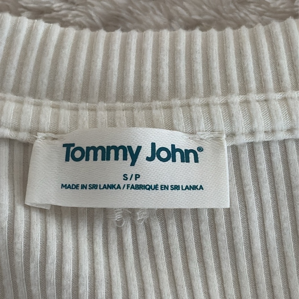NWOT Tommy John 3 pc-Cream Sweatshirt(S) Black/White pants(S) Green pants(M) - Picture 10 of 12